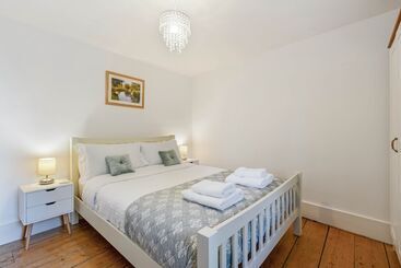 No. 32 Upper High Street Westgatecottage