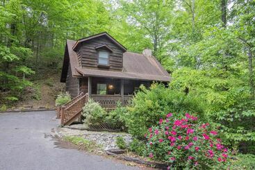 کلبه Squirrel S Leap By Eagles Ridge Resort