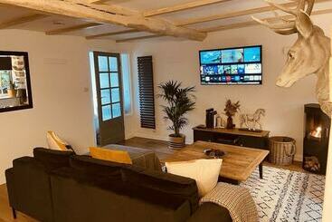 קוטג'' Little Wren