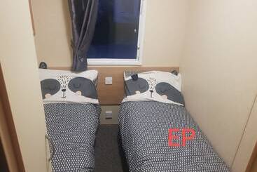 茅舍 Lovely 3 Bed Caravan In Towyn