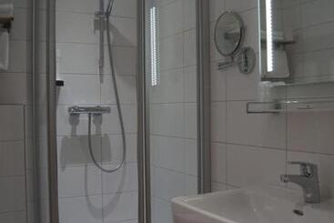 فندق Gasthof Pension Grüner Anger