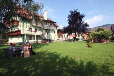 Отель Lacknerhof