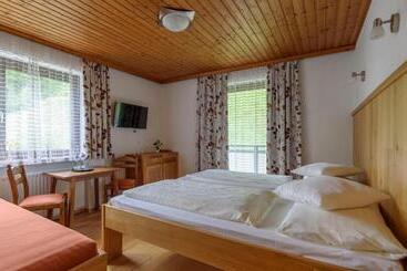 Landhaus Ausswinkl