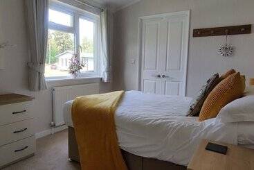 فندق Hollicarrs Long Lane Lodge