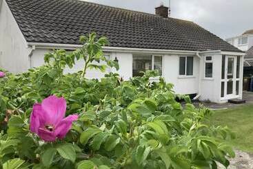 Cosy Seaside Holiday Cottage In Fairbourne