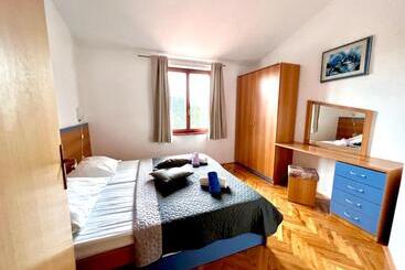 بنسيون Linc Rooms & Apartments