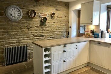Wuthering Cottage Haworth  Stylish, Cosy & Comfy