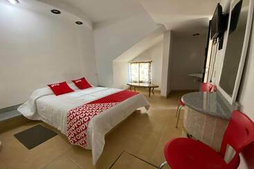 هتل Posada El Pedregal By Oyo Rooms