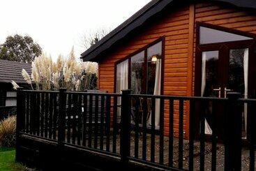 膳宿费 Killigarth Lodge