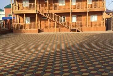 פנסיון Guest House Semeyniy