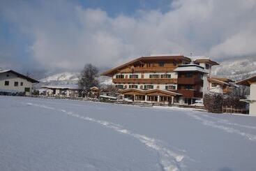 민박 Frühstückspension Tannenhof