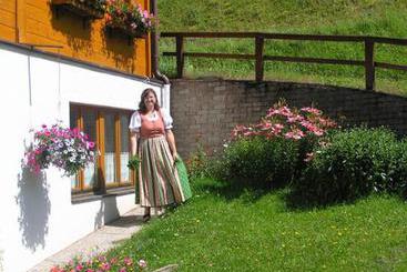 کلبه Bauernhof Grundlehner