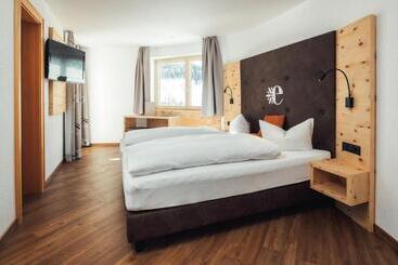 בית מלון כפרי Edelweiss Superior