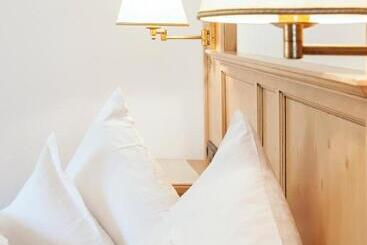 فندق Garni Glockenstuhl