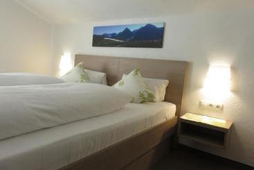 هتل Haus Barbara