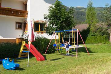 בית מלון כפרי Tirolerhof