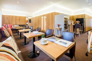 پانسیون Seehotel Das Jo