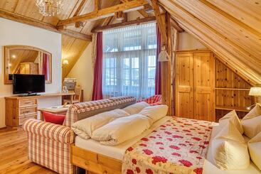 Posthotel Kassl 4 Sterne Superior