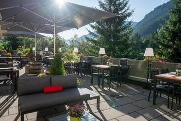 Residenz Hochalm   Ski In   Ski Out