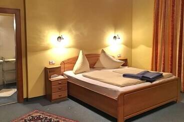 مبيت وإفطار Pension Südhang