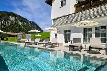 Berghotel Almrausch