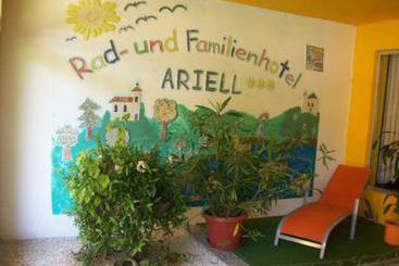 هتل Rad Und Familien Ariell