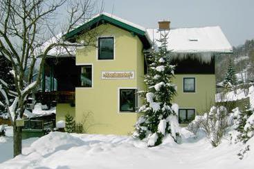 بيت ريفى Bauernhof Moosbauerhof