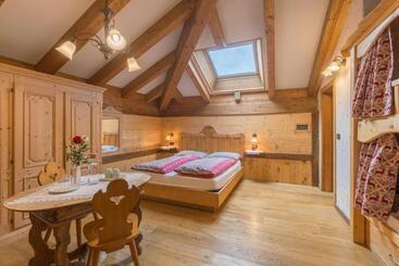 Historic Hotel Ristorante La Stua