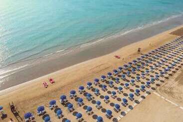 هتل Pizzomunno Vieste Palace