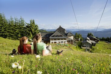 هتل Robinson Schlanitzen Alm   Hermagor