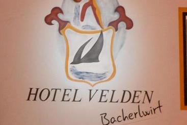 هتل Velden Bacherlwirt