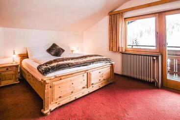 ペンション Guesthouse Dalnig