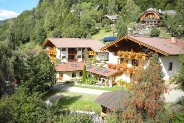 Pension & Appartement Steinwender