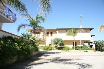 آپارتمان‌های توریست‌ها Residence Marino