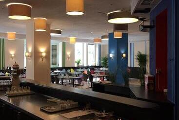 בית מלון כפרי Continental