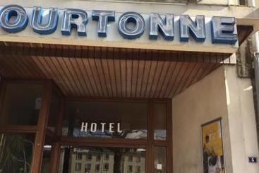 هتل Courtonne