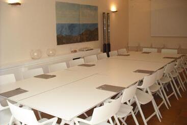 ホテル Donna Carmela Resort & Lodges