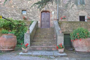 בית מלון כפרי Poggio Oliveto