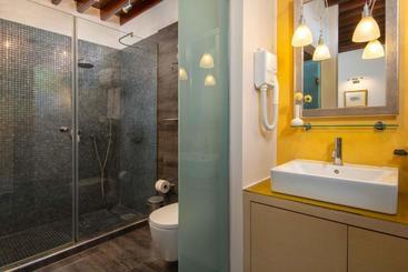 هتل Rodos Niohori Elite Suites Boutique