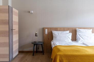 בית מלון כפרי Stadthaus