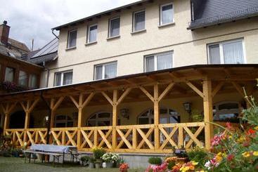 Landhotel Sperlingsberg