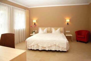 ベッドアンドブレックファースト Pension Marlis