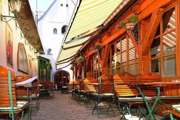 Altstadthotel Bräuwirt