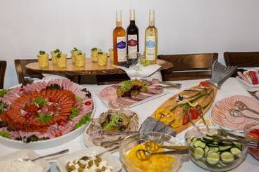 Отель & Gastehaus Seehof