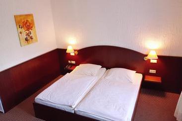 호텔 Restaurant Jägerhof