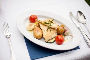 ペンション Gasthaus Sindelbuckel