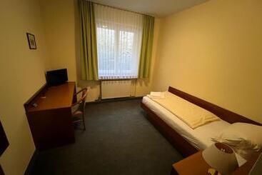 ペンション Gasthof Postbräu Dingolfing