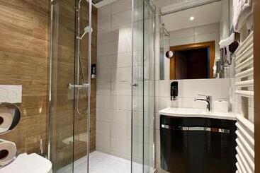 ペンション Günstige Zimmer Im Spessart