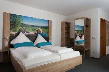 펜션 Landhotel Zum Raben