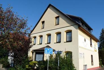 住宿加早餐  Pension Haus Beck